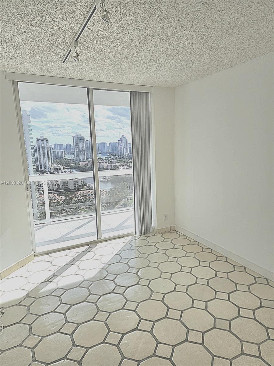 20185 E Country Club Dr # 2505, Aventura FL 33180 — 24