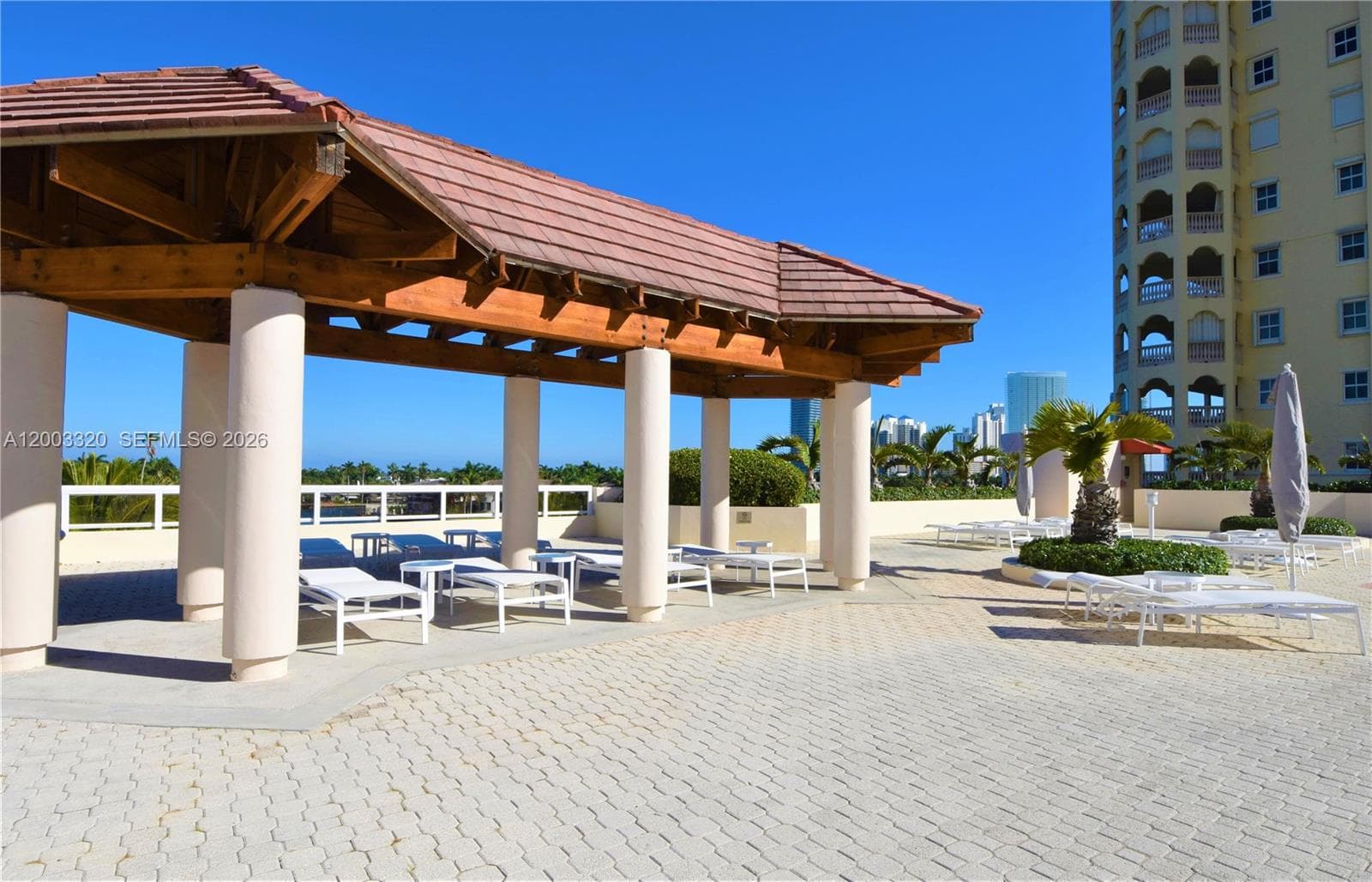 20185 E Country Club Dr # 2505, Aventura FL 33180 — 33