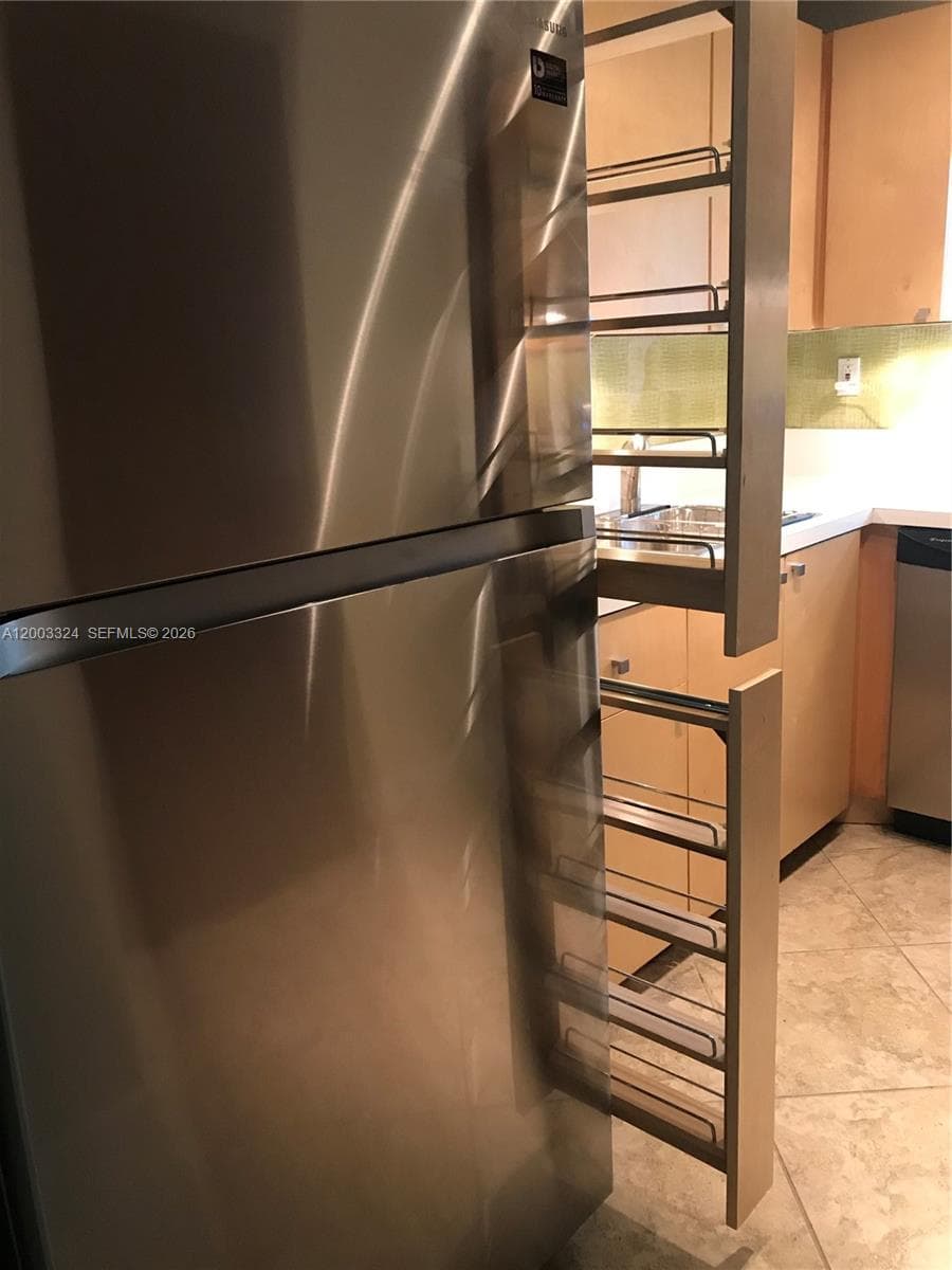 200 172nd St # 207, Sunny Isles Beach FL 33160 — 15