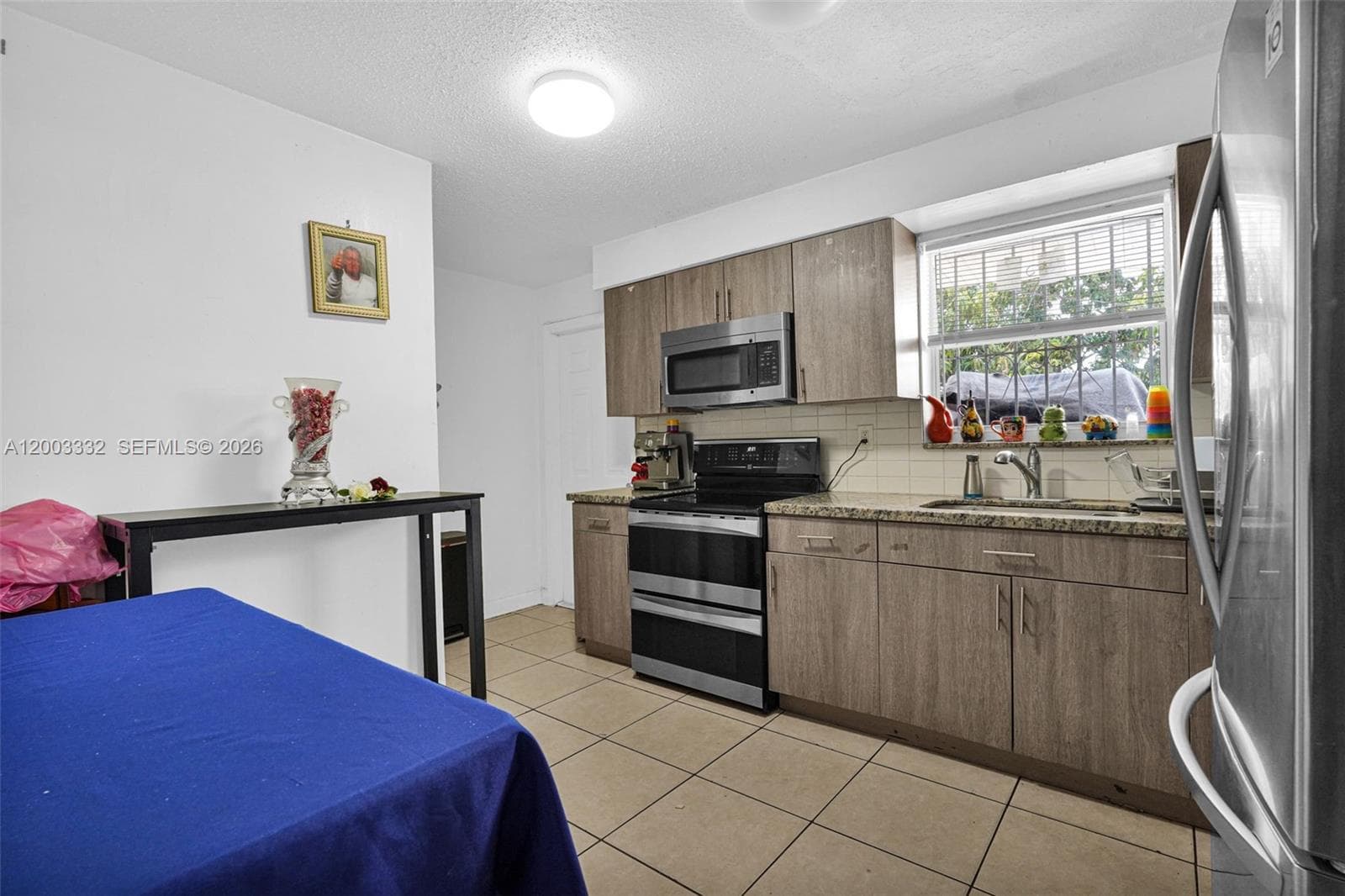 2650 W 8th Ave, Hialeah FL 33010 — 23