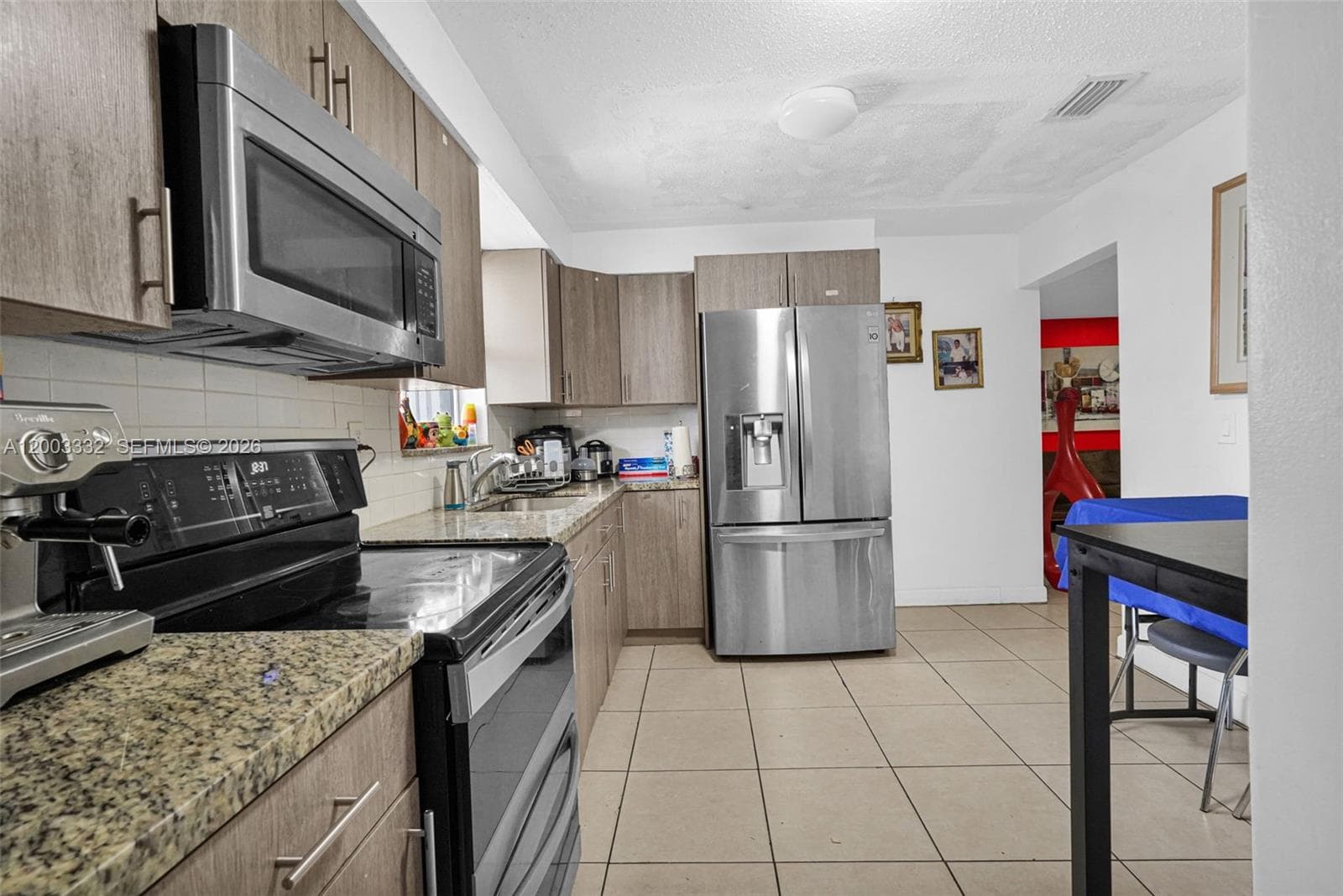 2650 W 8th Ave, Hialeah FL 33010 — 25