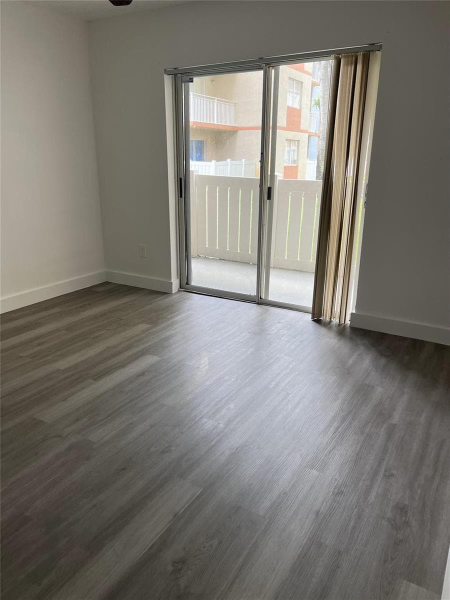 18860 NW 57th Avenue # 106, Hialeah FL 33015 — 8