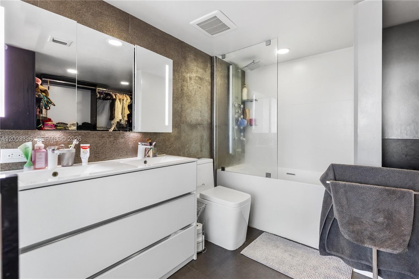 3000 Coral Way # 1110, Miami FL 33145 — 37