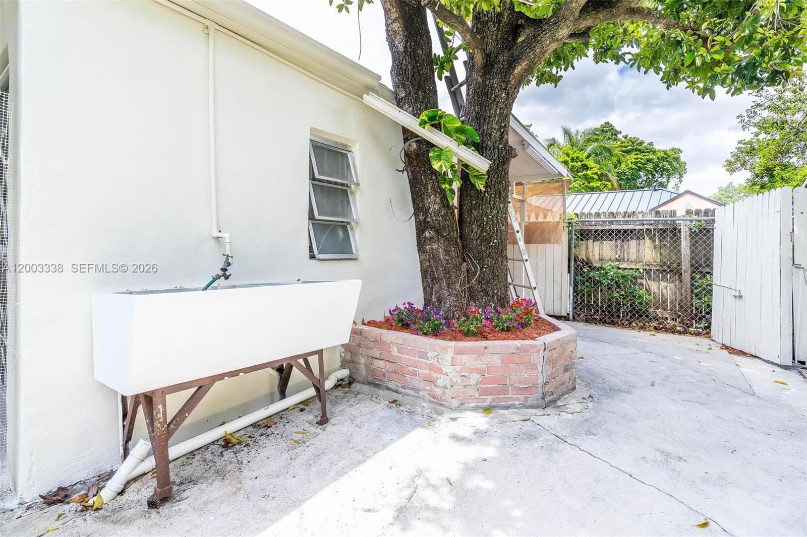 1879 SW 16th St, Miami FL 33145 — 37