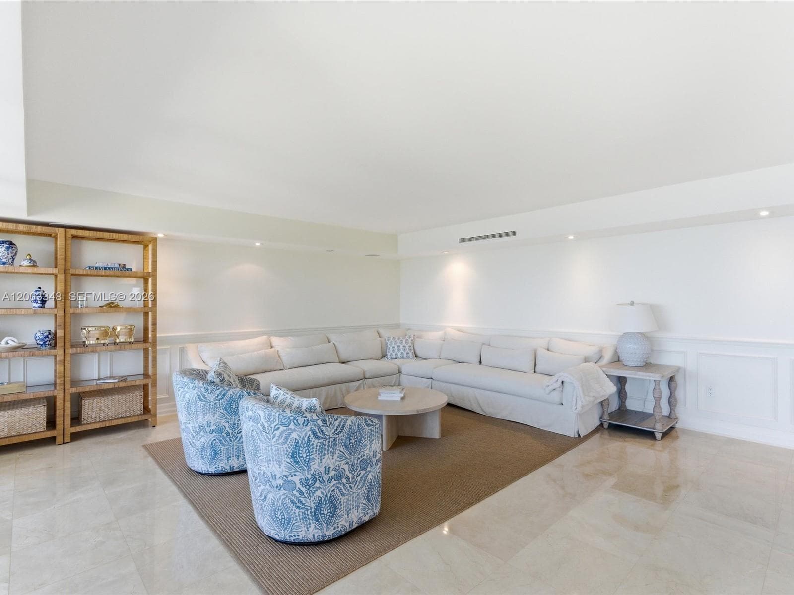 600 Grapetree Dr, Key Biscayne FL 33149 — 17