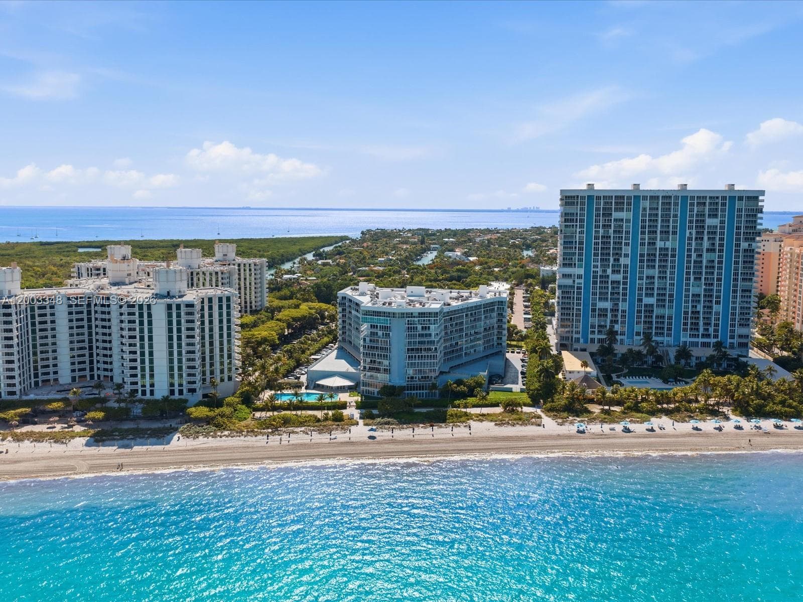 600 Grapetree Dr, Key Biscayne FL 33149 — 73