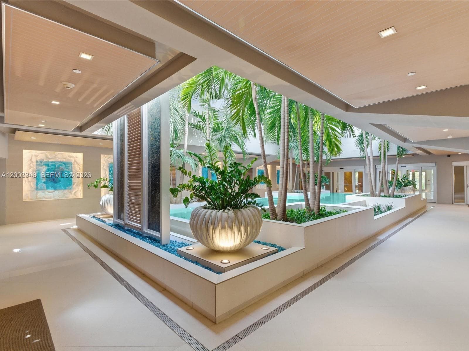 600 Grapetree Dr, Key Biscayne FL 33149 — 84
