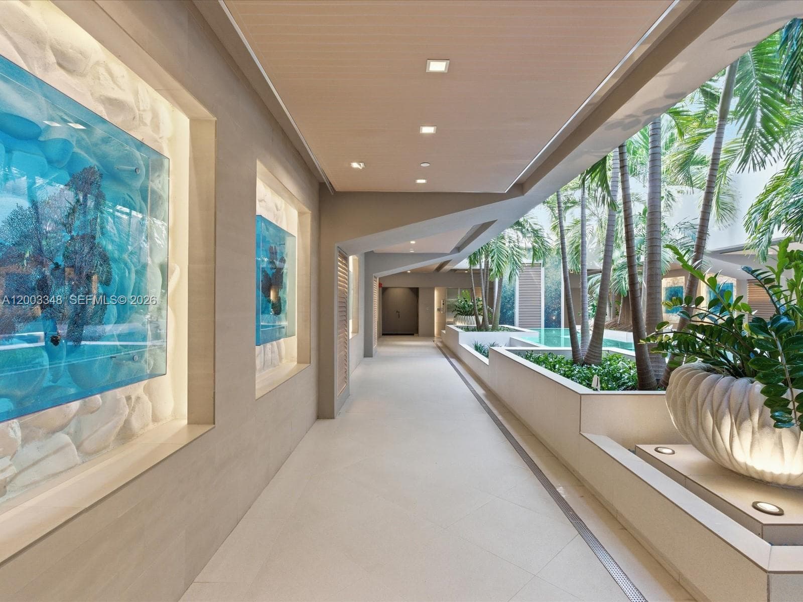 600 Grapetree Dr, Key Biscayne FL 33149 — 86