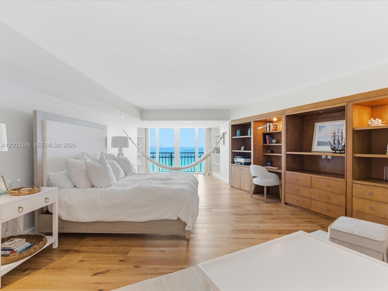 600 Grapetree Dr, Key Biscayne FL 33149 — 45