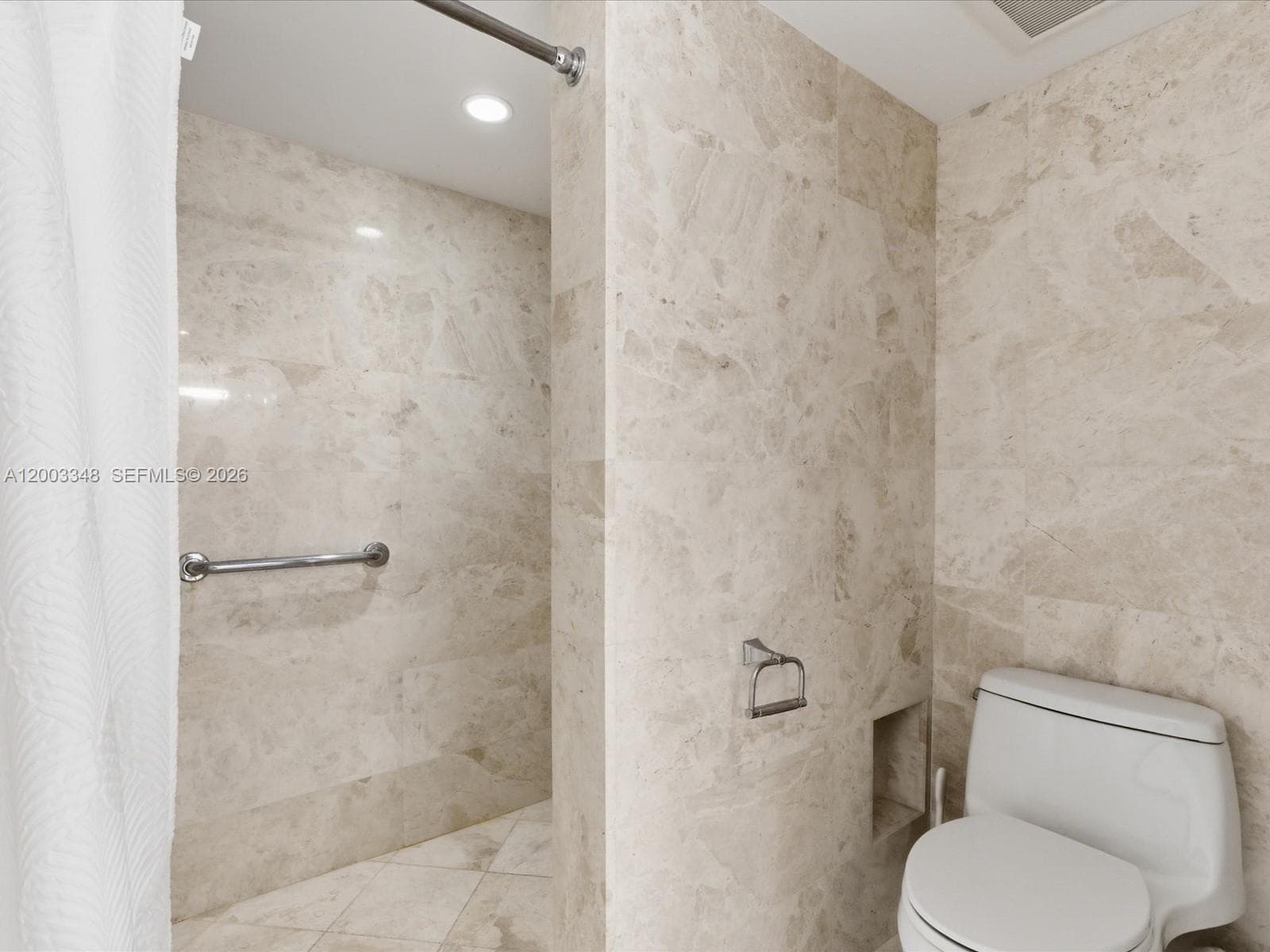 600 Grapetree Dr, Key Biscayne FL 33149 — 51