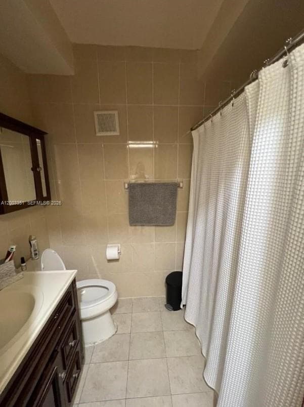3410 SW 11th St, Miami FL 33135 — 17