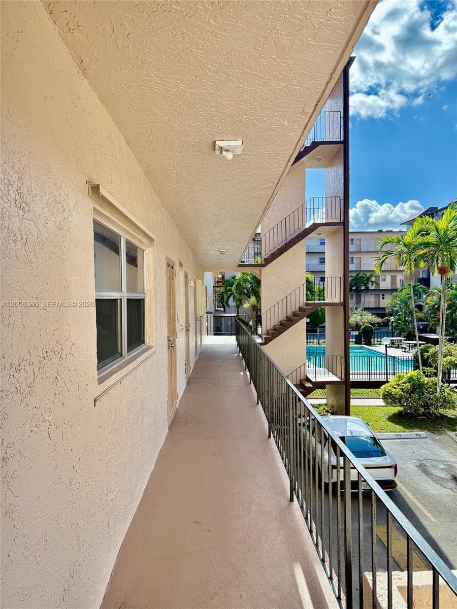 1950 W 54th St # 115, Hialeah FL 33012 — 6