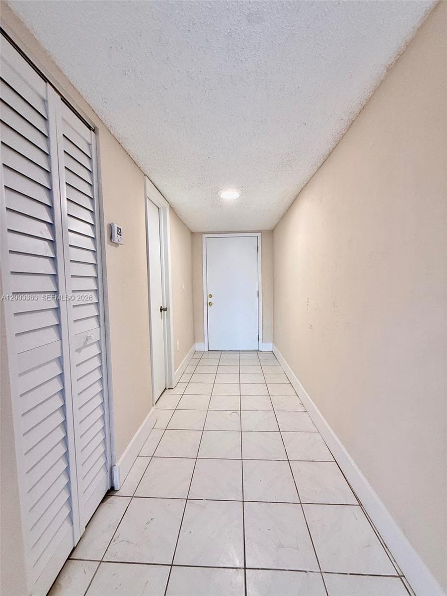 1950 W 54th St # 115, Hialeah FL 33012 — 22