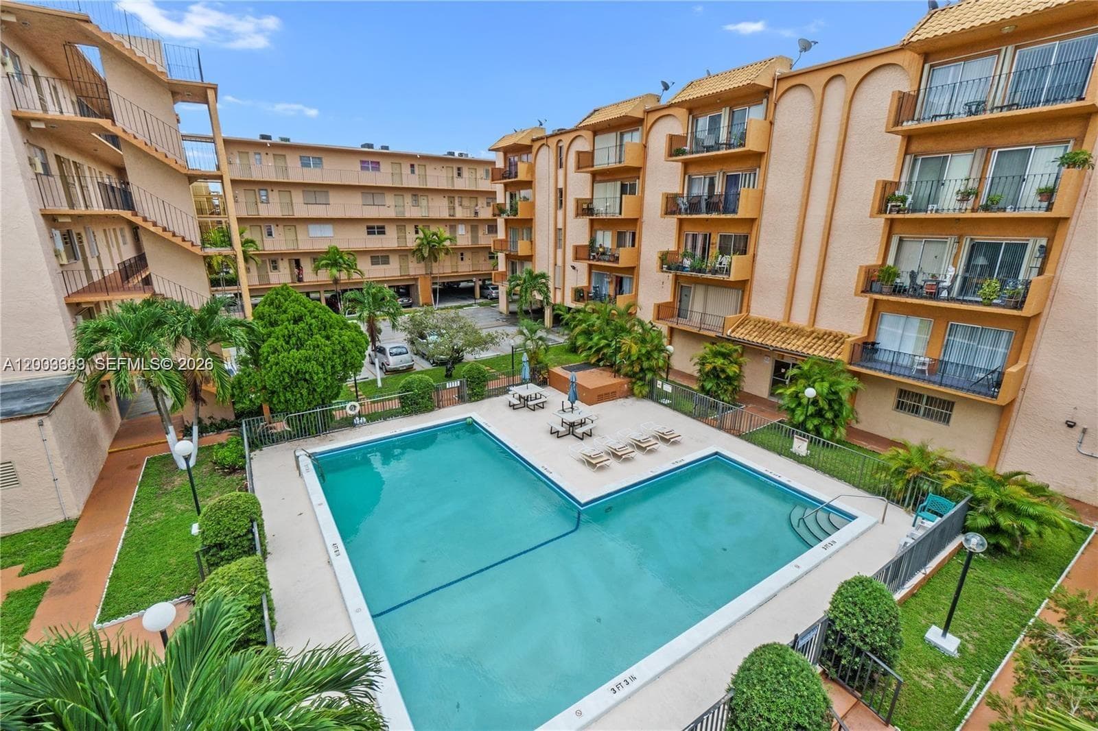 1950 W 54th St # 115, Hialeah FL 33012 — 28