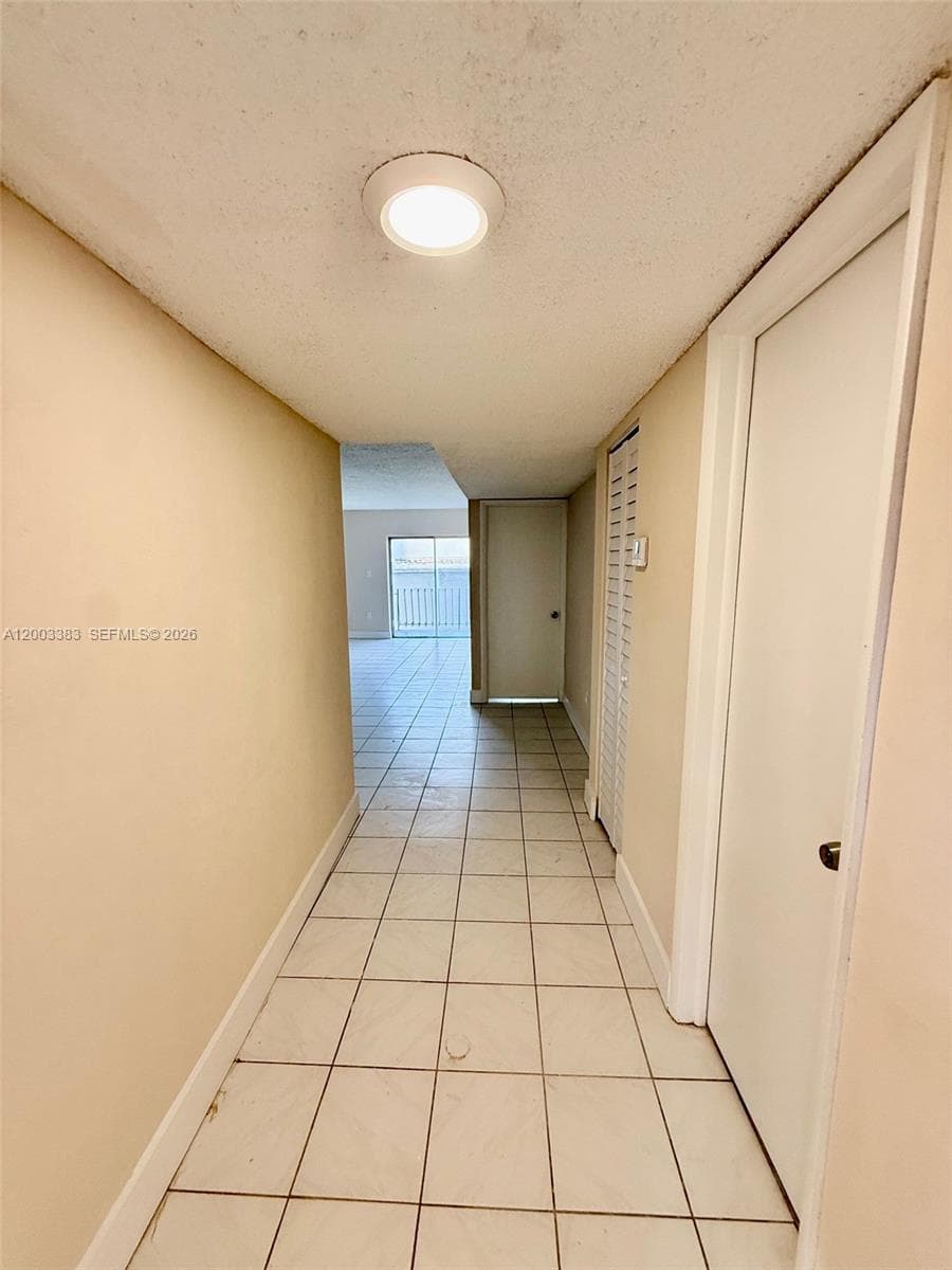 1950 W 54th St # 115, Hialeah FL 33012 — 9