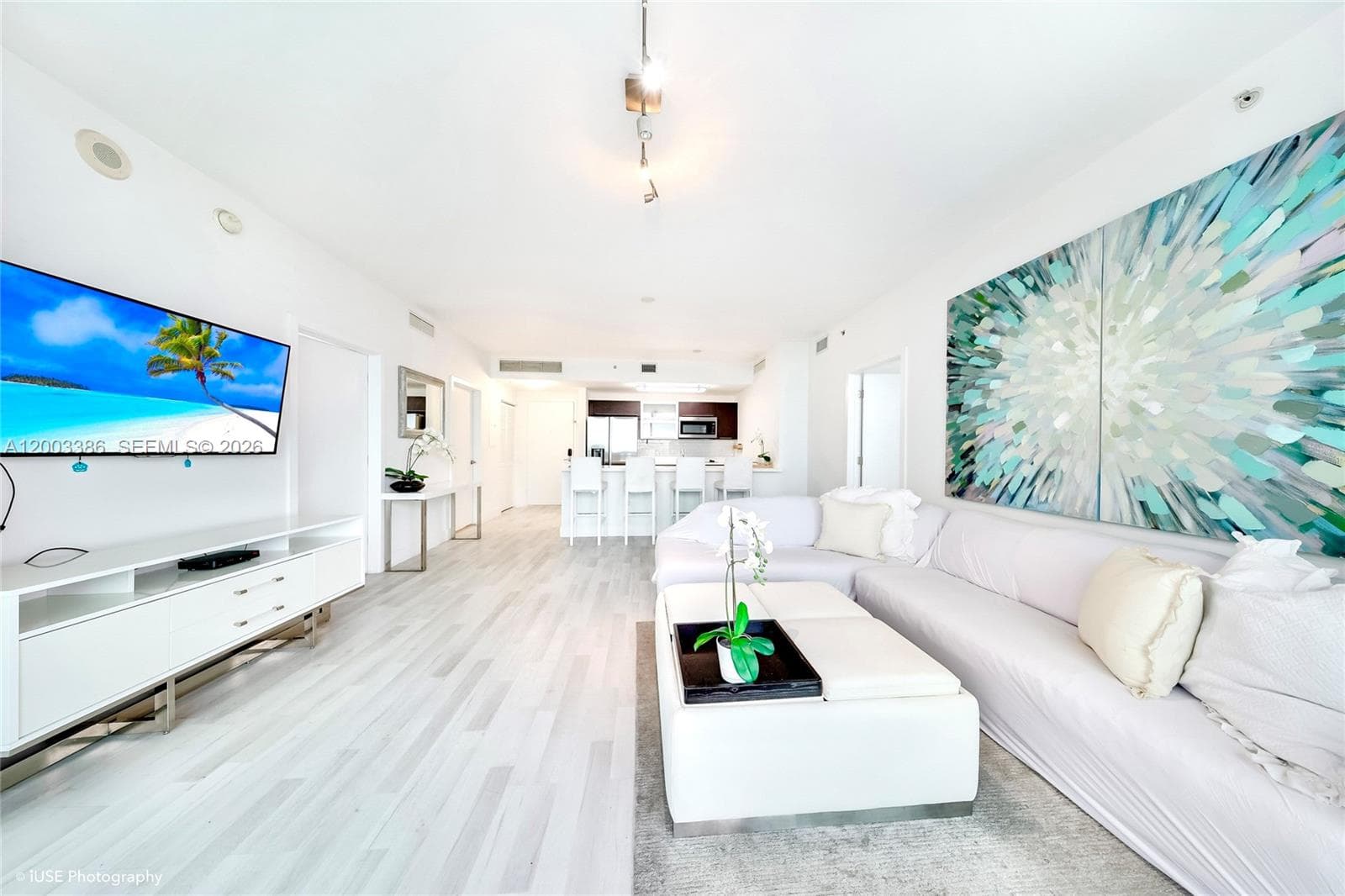 90 SW 3rd St # 3109, Miami FL 33130 — 7