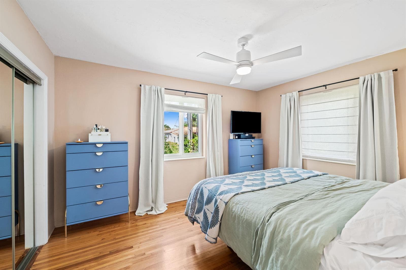 2135 SW 26th Street, Miami FL 33133 — 15