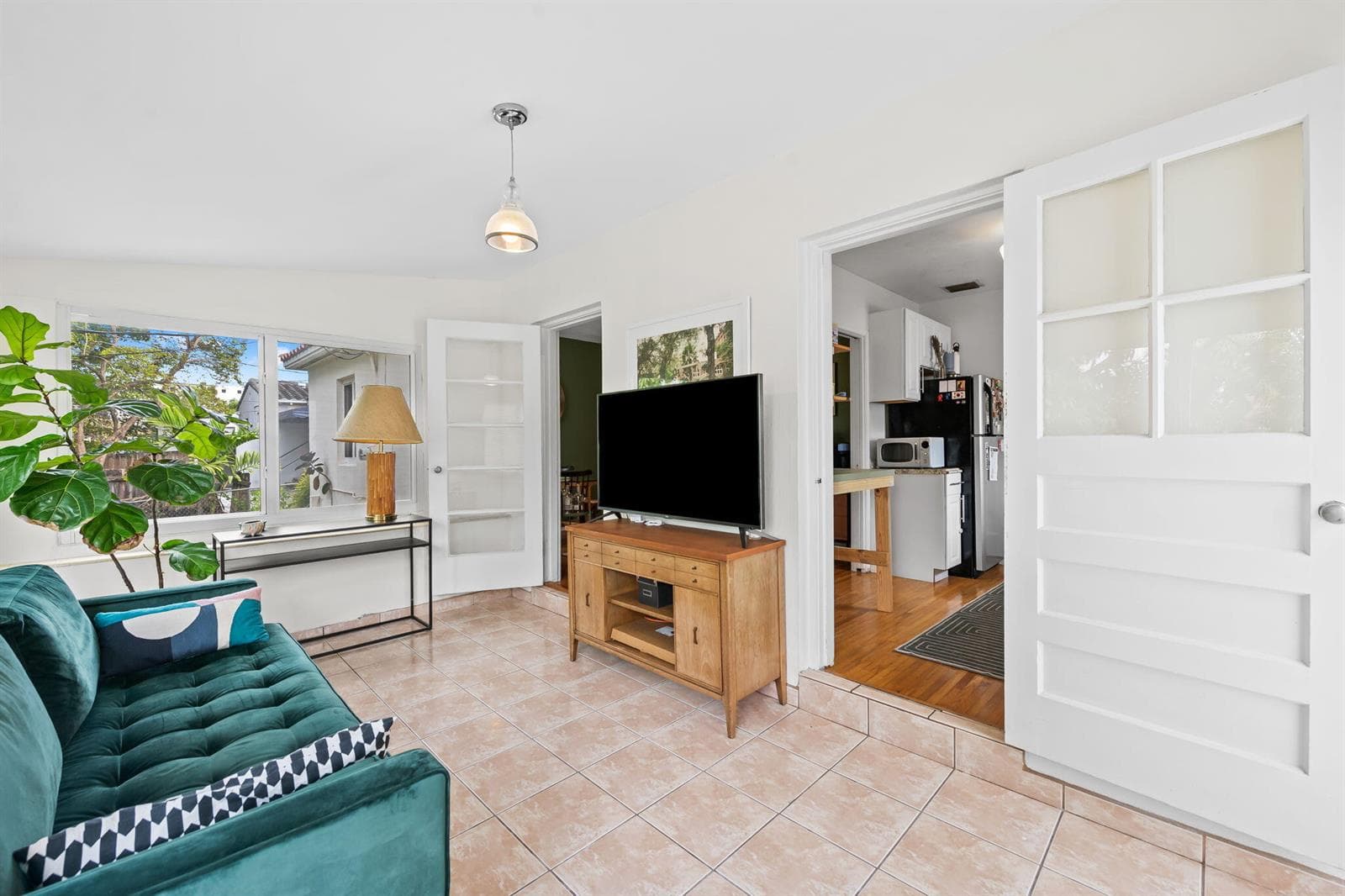 2135 SW 26th Street, Miami FL 33133 — 11