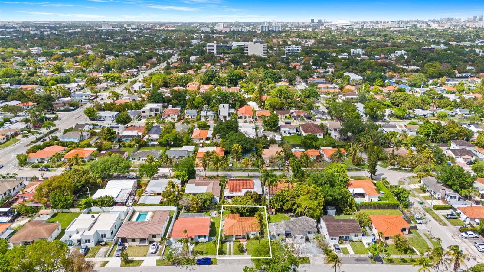 2135 SW 26th Street, Miami FL 33133 — 19