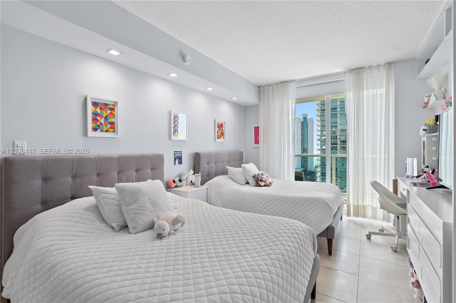 250 Sunny Isles Blvd # 1606, Sunny Isles Beach FL 33160 — 19