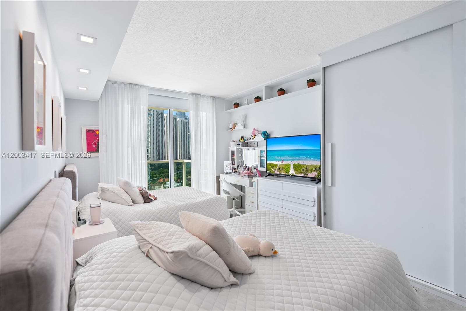 250 Sunny Isles Blvd # 1606, Sunny Isles Beach FL 33160 — 21