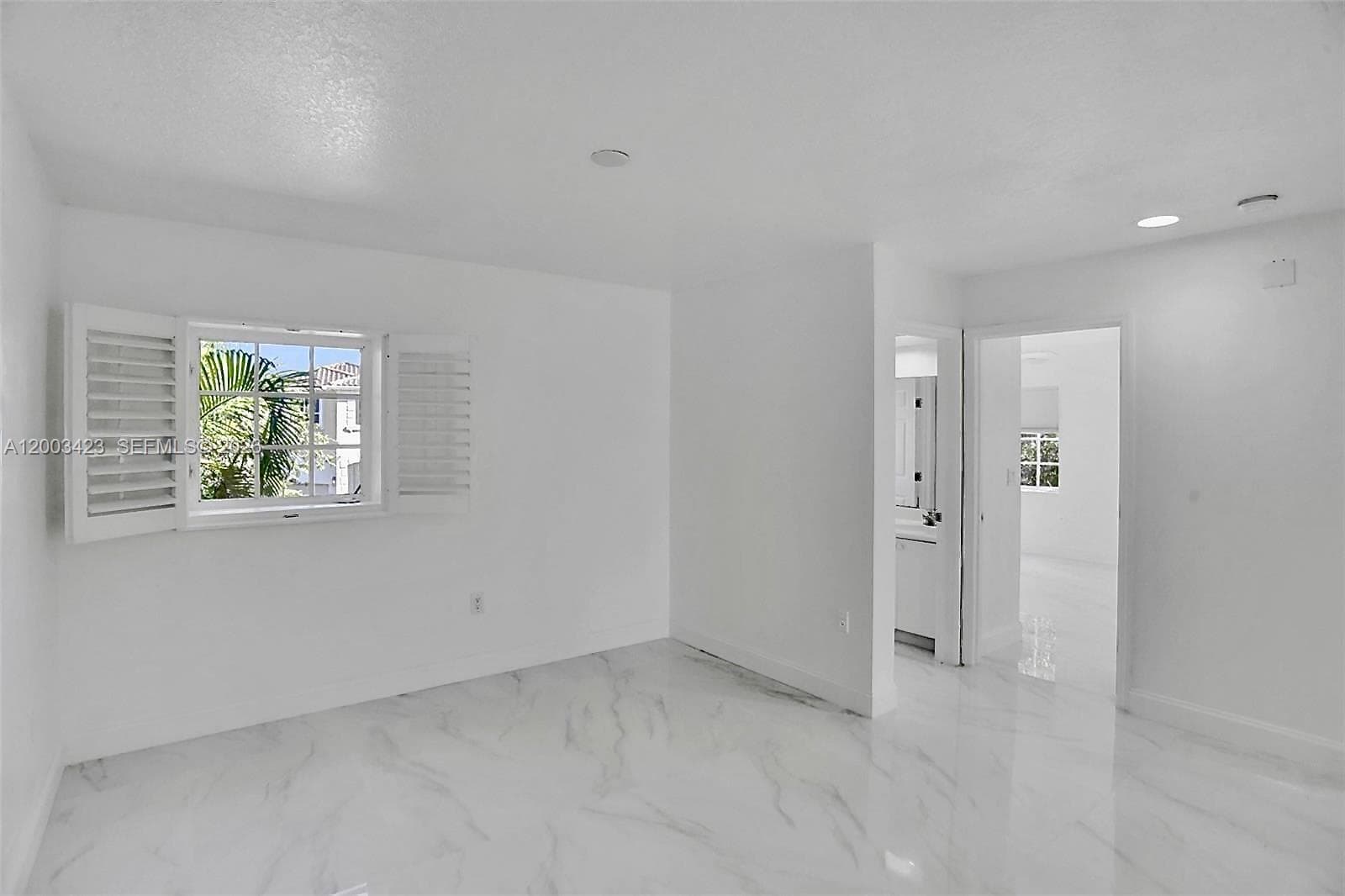 21032 NE 32nd Ave # 21032, Aventura FL 33180 — 10