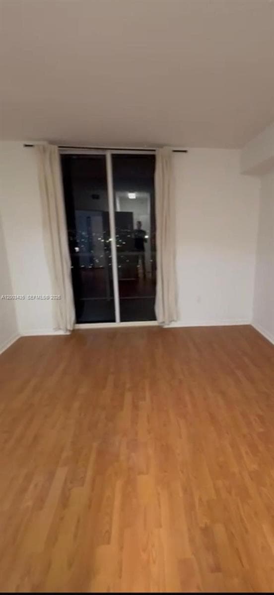 5077 NW 7th St # 1107, Miami FL 33126 — 17