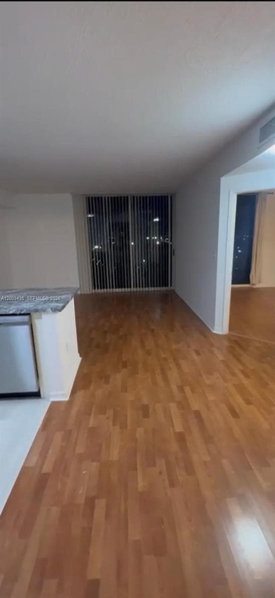 5077 NW 7th St # 1107, Miami FL 33126 — 10