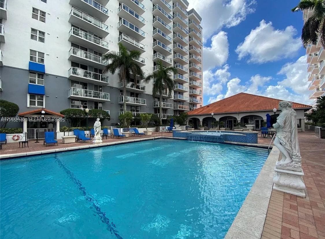 5077 NW 7th St # 1107, Miami FL 33126 — 4