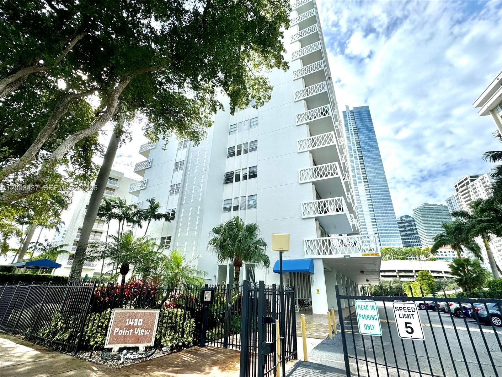 1430 Brickell Bay Dr # 1103, Miami FL 33131 — 17