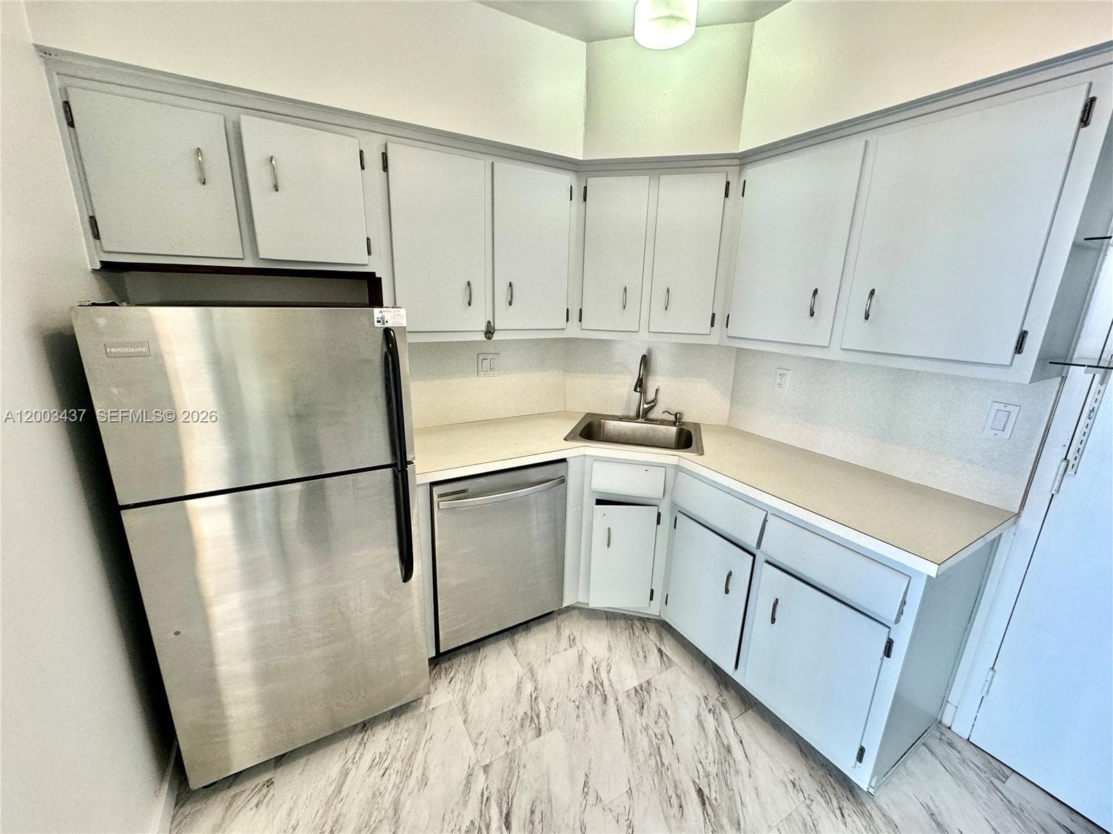 1430 Brickell Bay Dr # 1103, Miami FL 33131 — 11