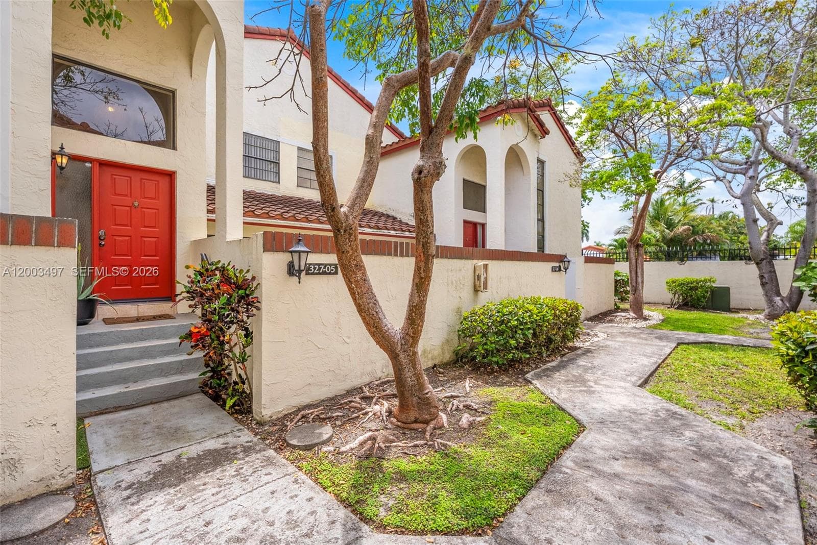 327 Ives Dairy Rd # 05, Miami FL 33179 — 20
