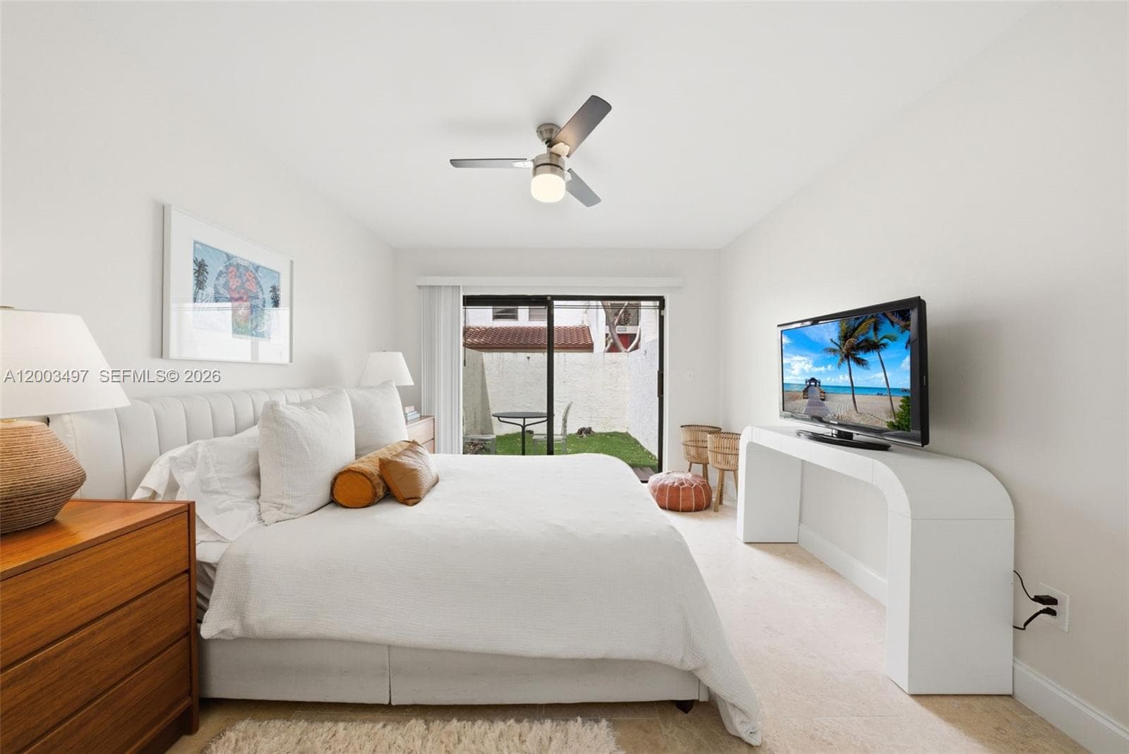 327 Ives Dairy Rd # 05, Miami FL 33179 — 8