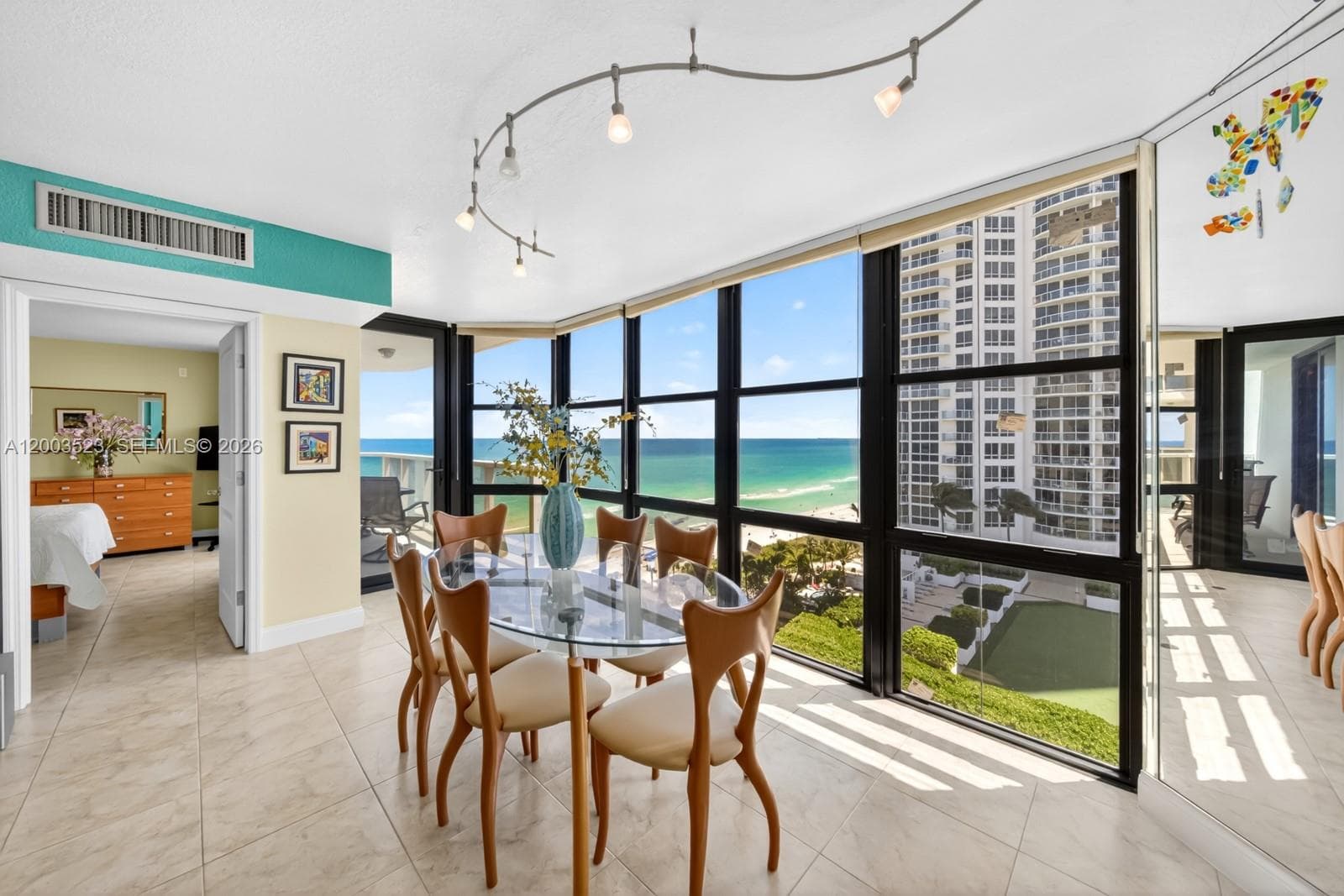 6423 Collins Ave # 1204, Miami Beach FL 33141 — 8