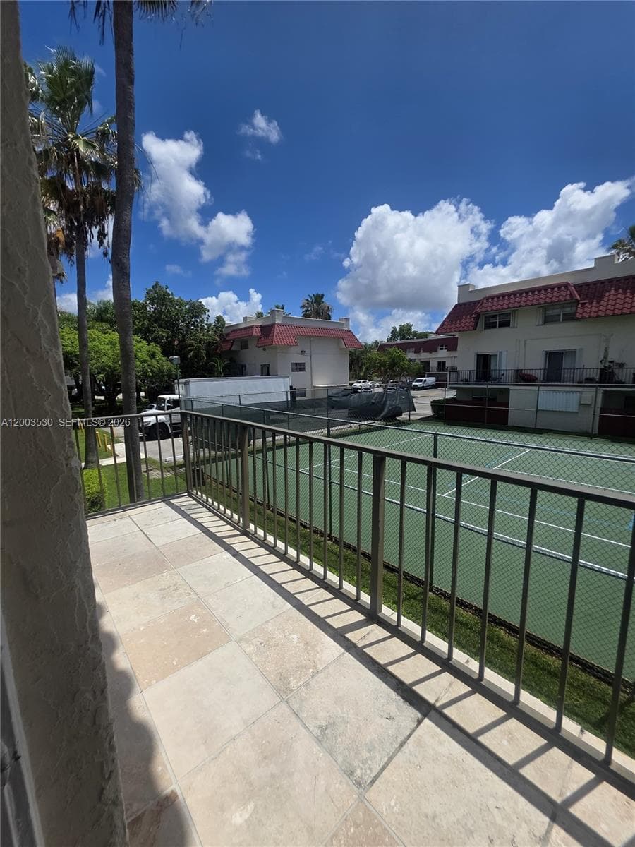 6709 N Kendall Dr # 228, Pinecrest FL 33156 — 42