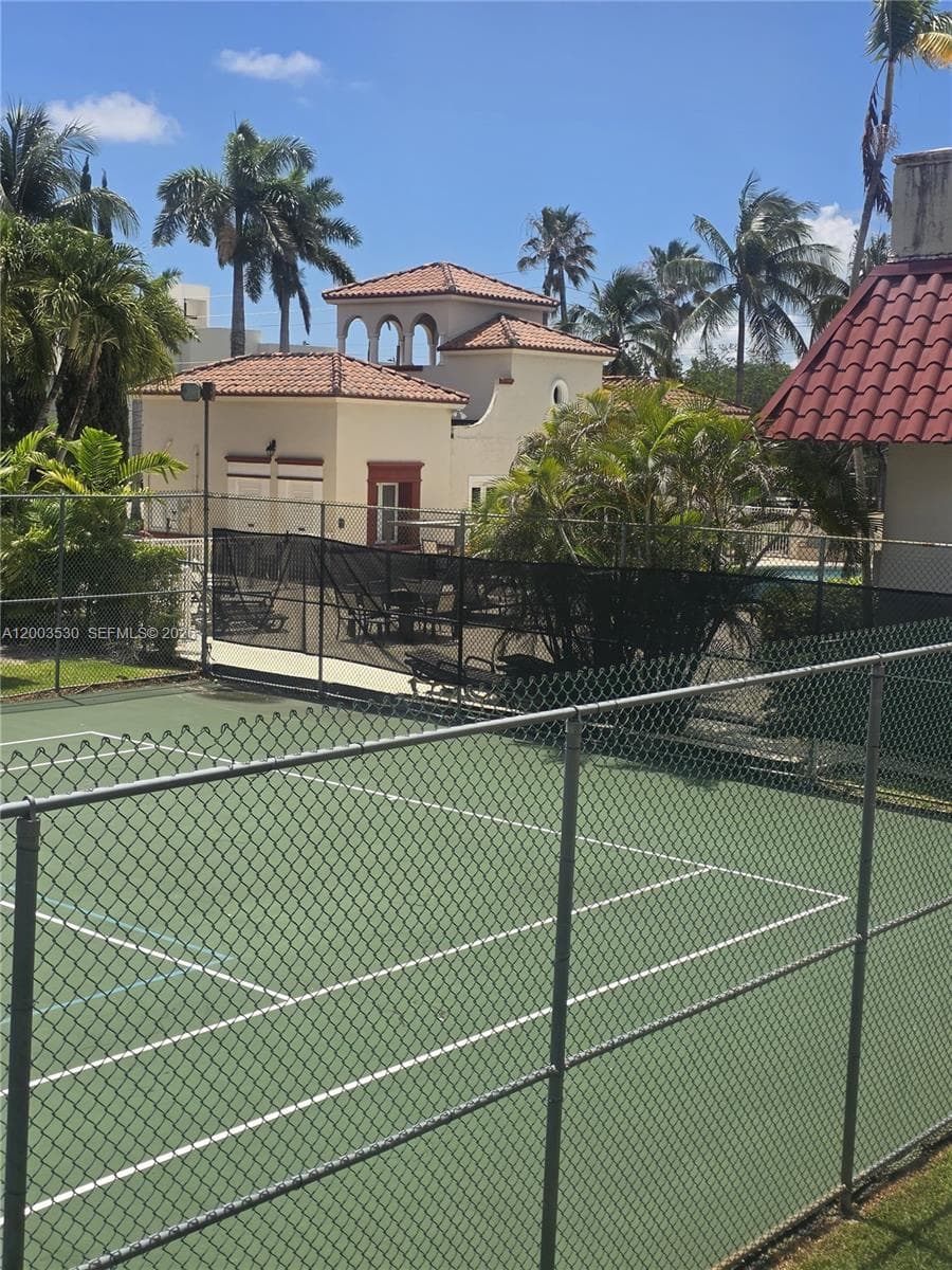 6709 N Kendall Dr # 228, Pinecrest FL 33156 — 43