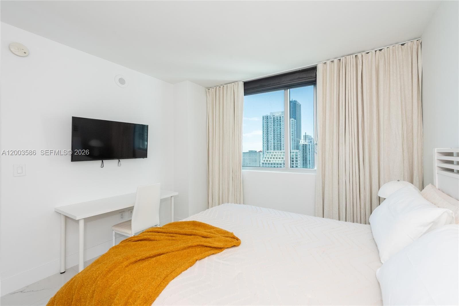 500 Brickell Ave # 3802, Miami FL 33131 — 16