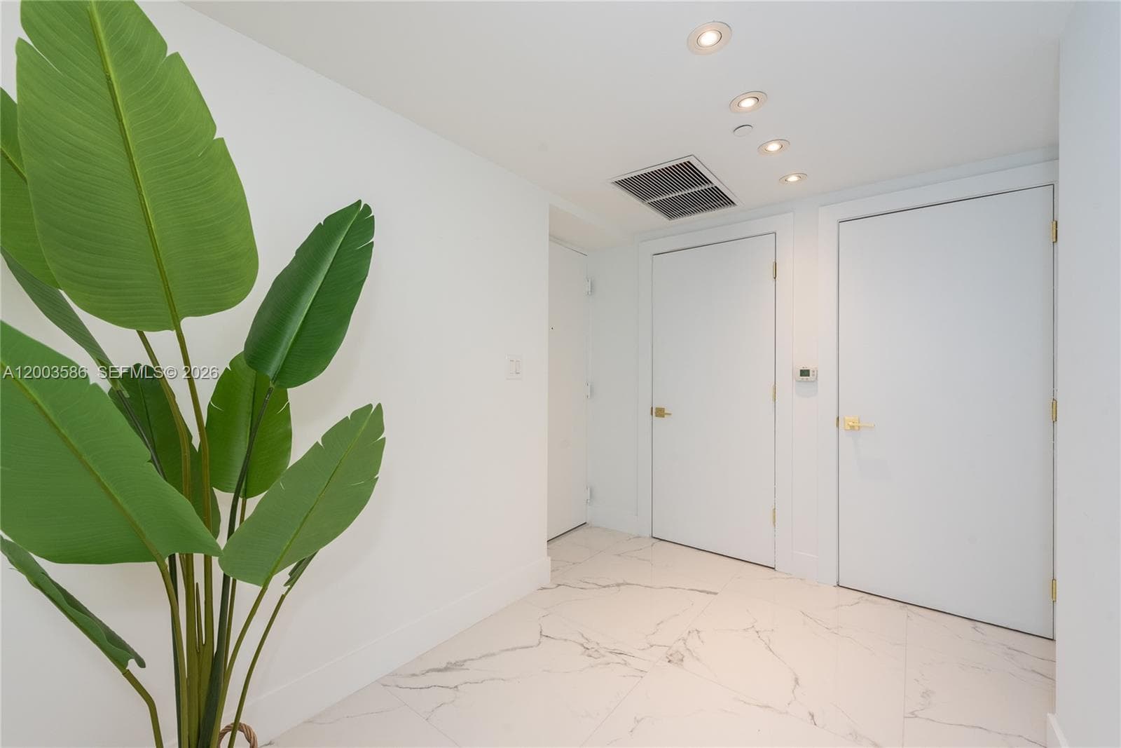500 Brickell Ave # 3802, Miami FL 33131 — 20