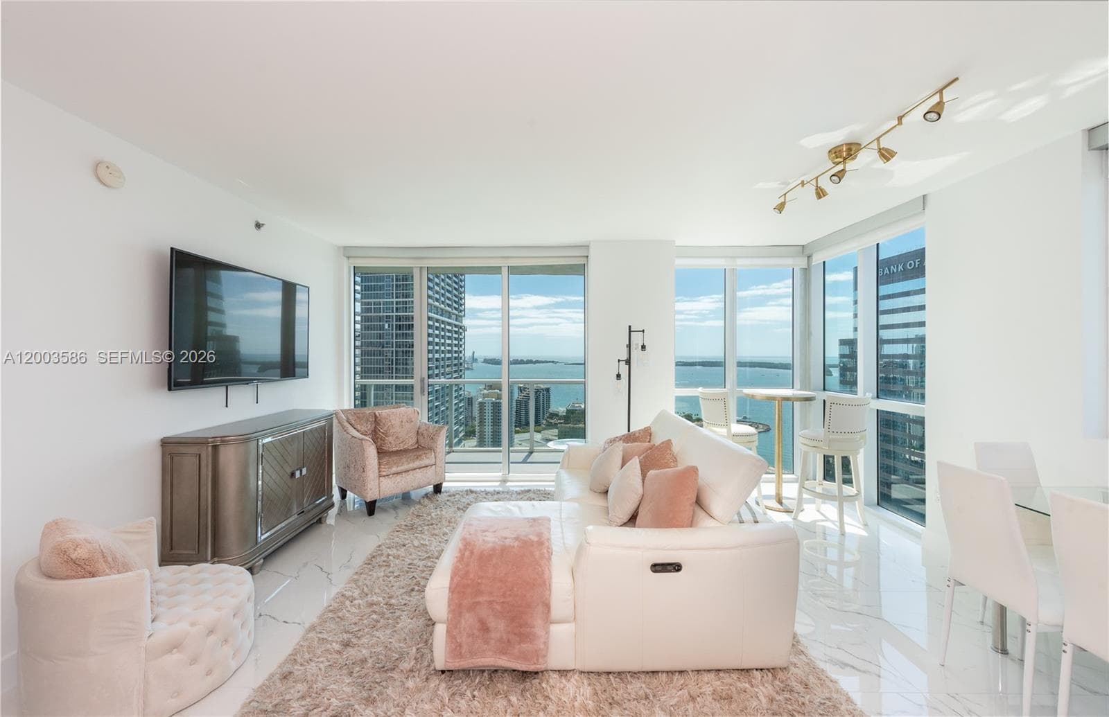500 Brickell Ave # 3802, Miami FL 33131 — 8