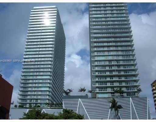 1111 SW 1st Ave, Miami FL 33130 — 2