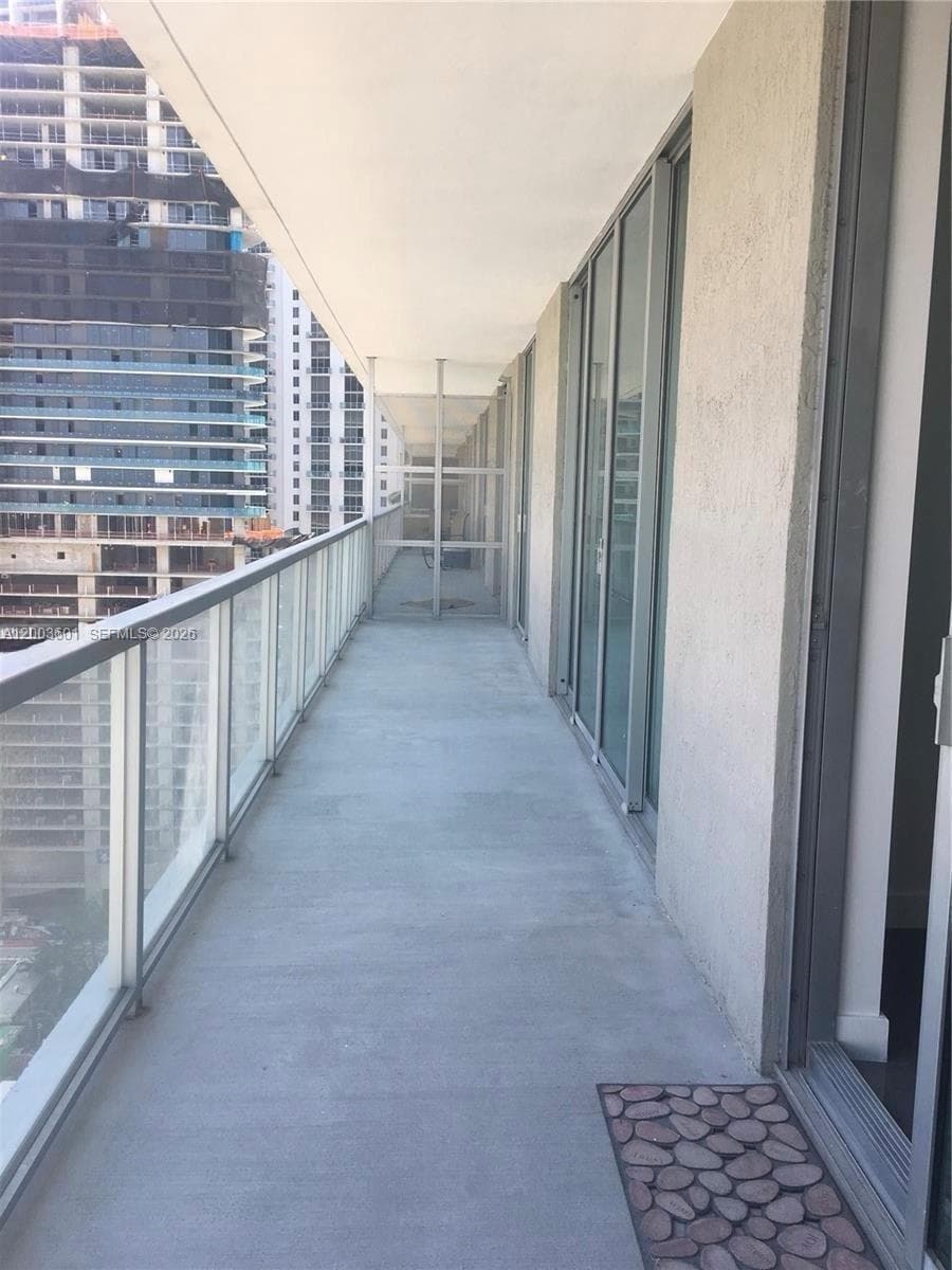 1111 SW 1st Ave, Miami FL 33130 — 17
