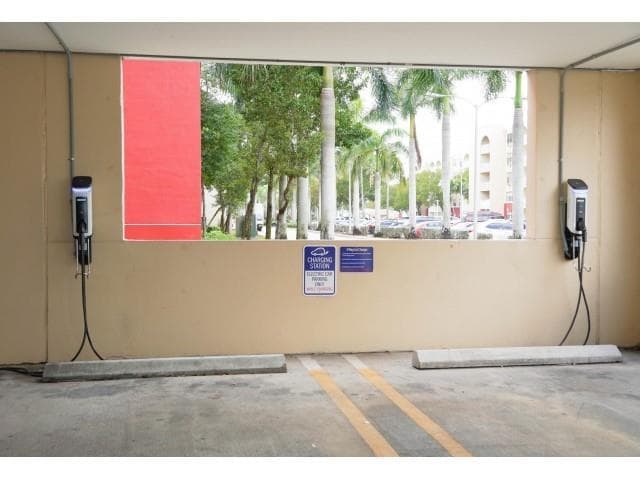 18335 NW 68 Avenue # 104, Hialeah FL 33015 — 12