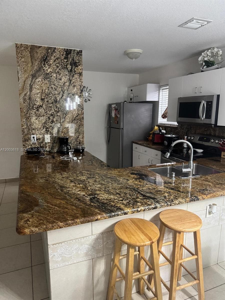 6763 NW 182nd St # 102, Hialeah FL 33015 — 3