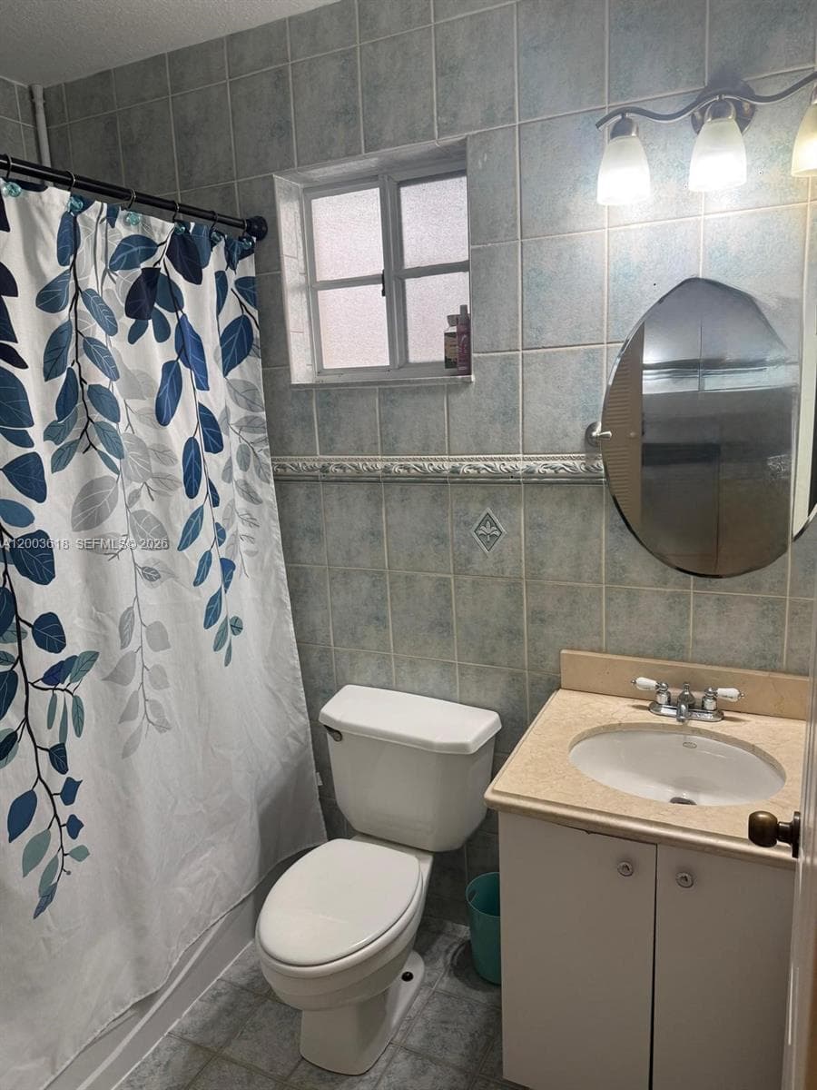 6763 NW 182nd St # 102, Hialeah FL 33015 — 11