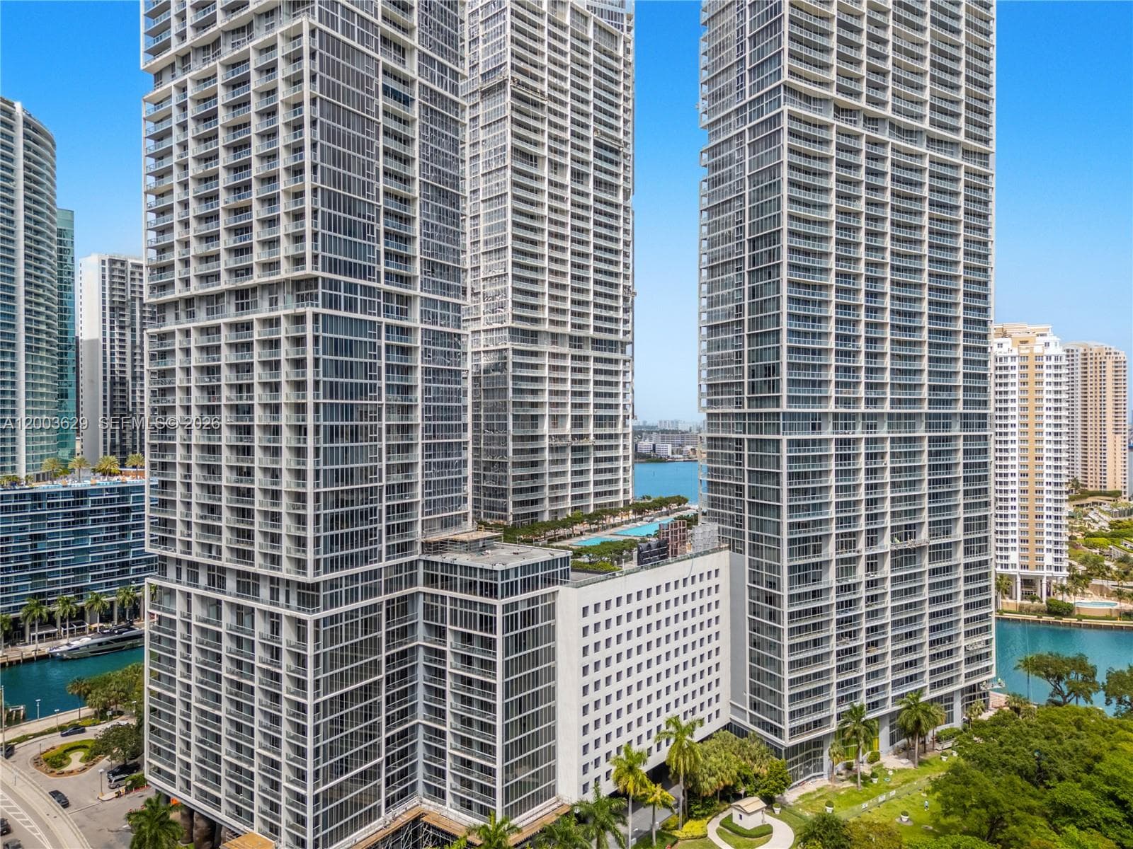 485 Brickell Ave # 4501, Miami FL 33131 — 29
