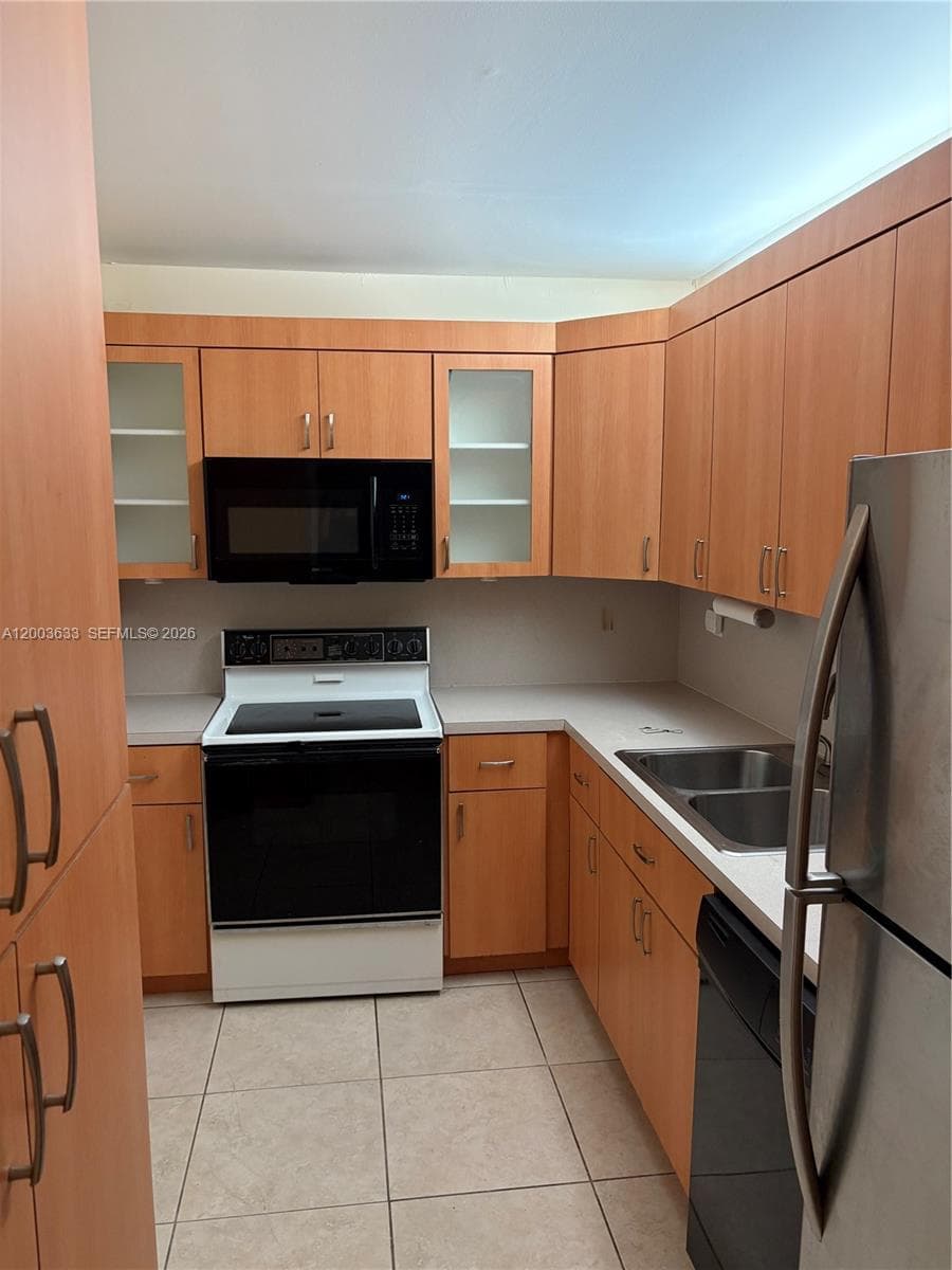 8335 SW 72nd Ave # 108D, Miami FL 33143 — 3
