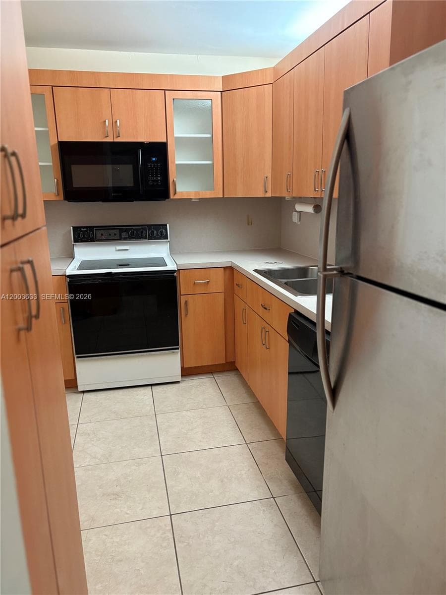 8335 SW 72nd Ave # 108D, Miami FL 33143 — 4