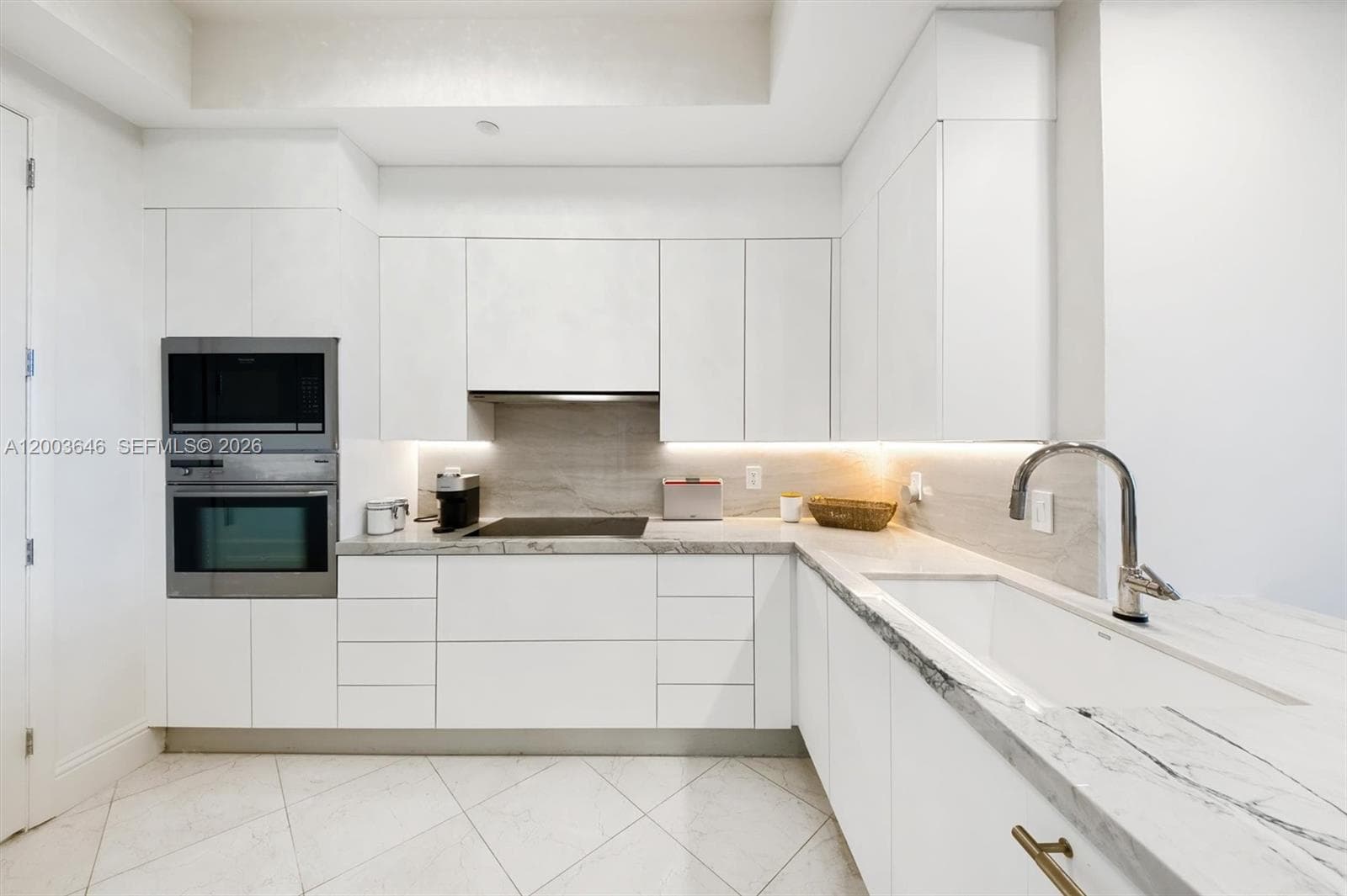 100 S Pointe Dr # 702, Miami Beach FL 33139 — 9