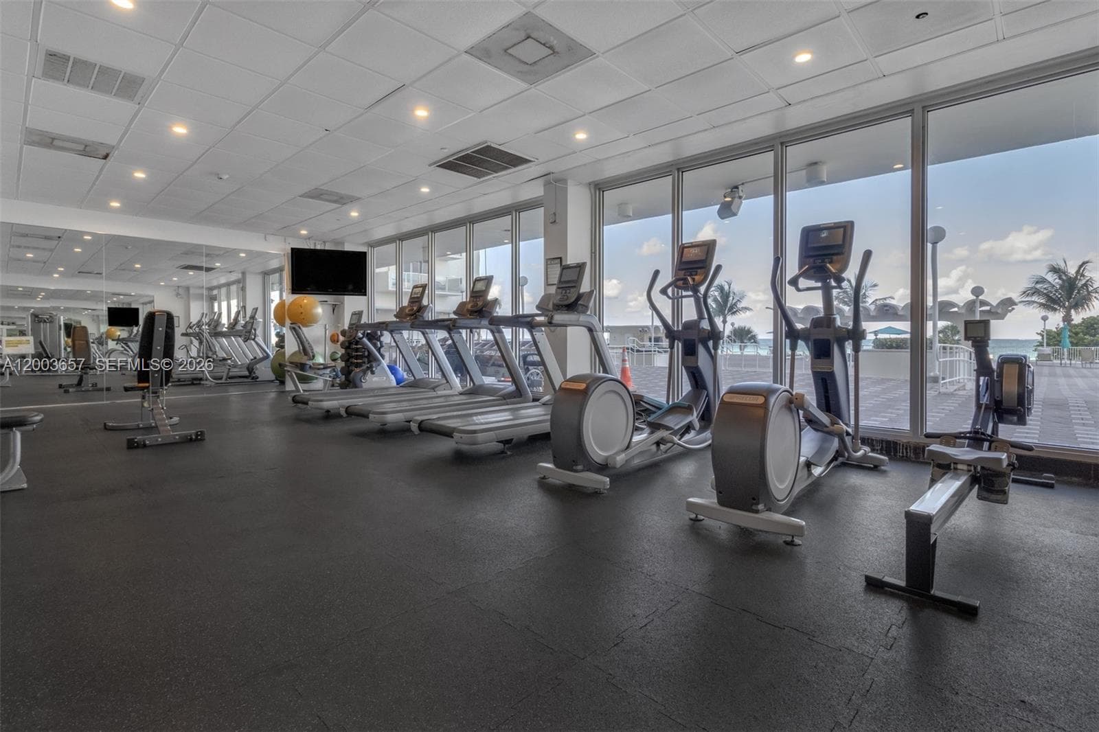 5701 Collins Ave # 1714, Miami Beach FL 33140 — 43