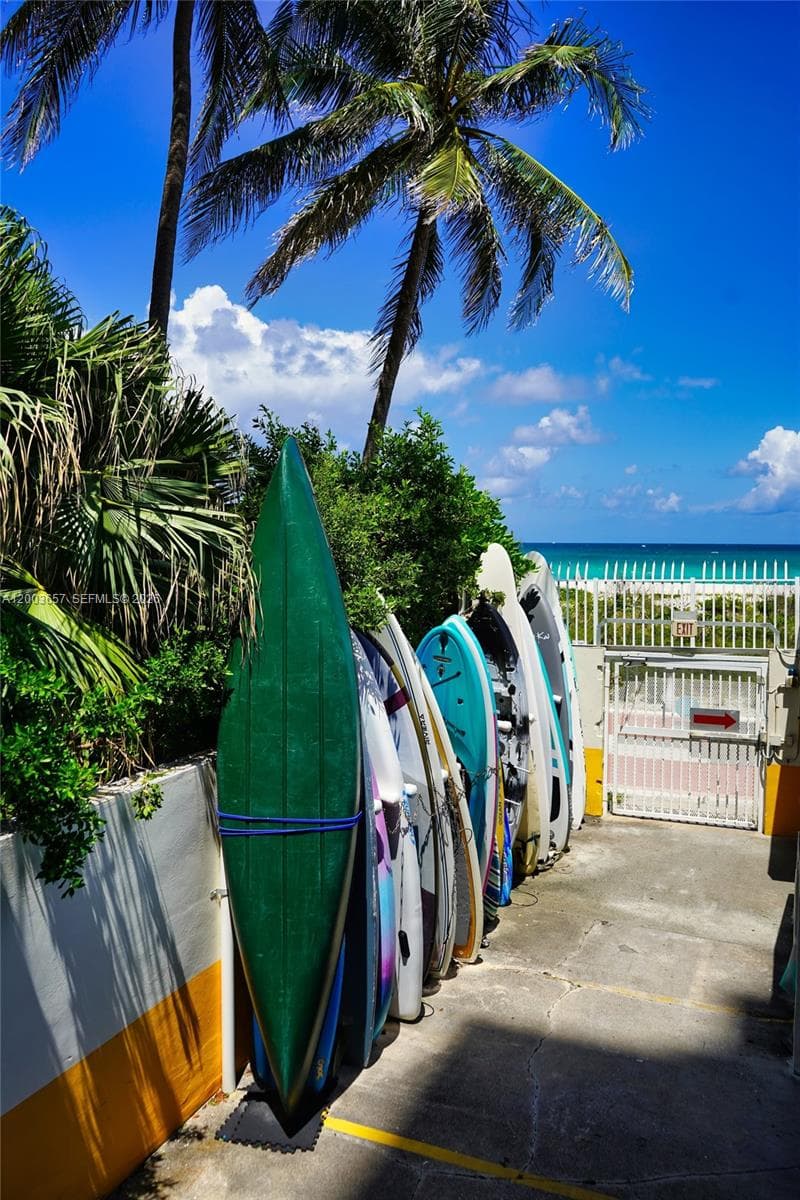 5701 Collins Ave # 1714, Miami Beach FL 33140 — 38